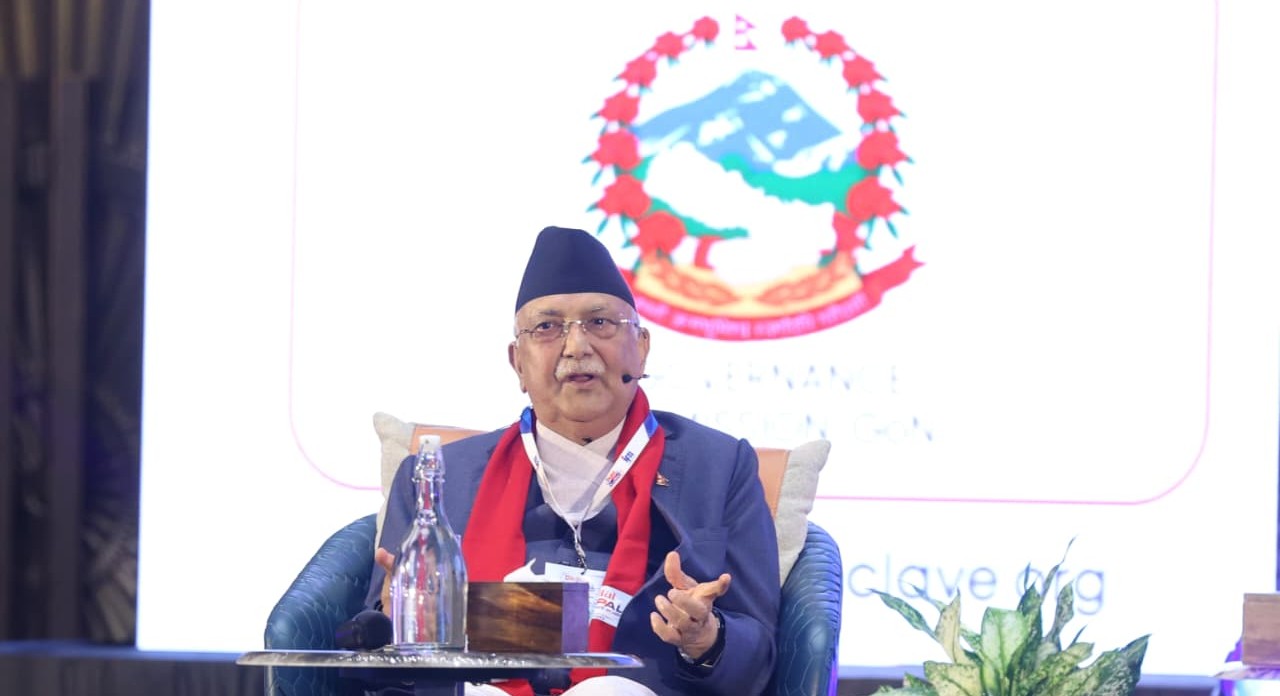 नेपालमा सञ्चालन हुने सामाजिक सञ्जाल कानुनी दायरामा आउनुपर्छ: ओली