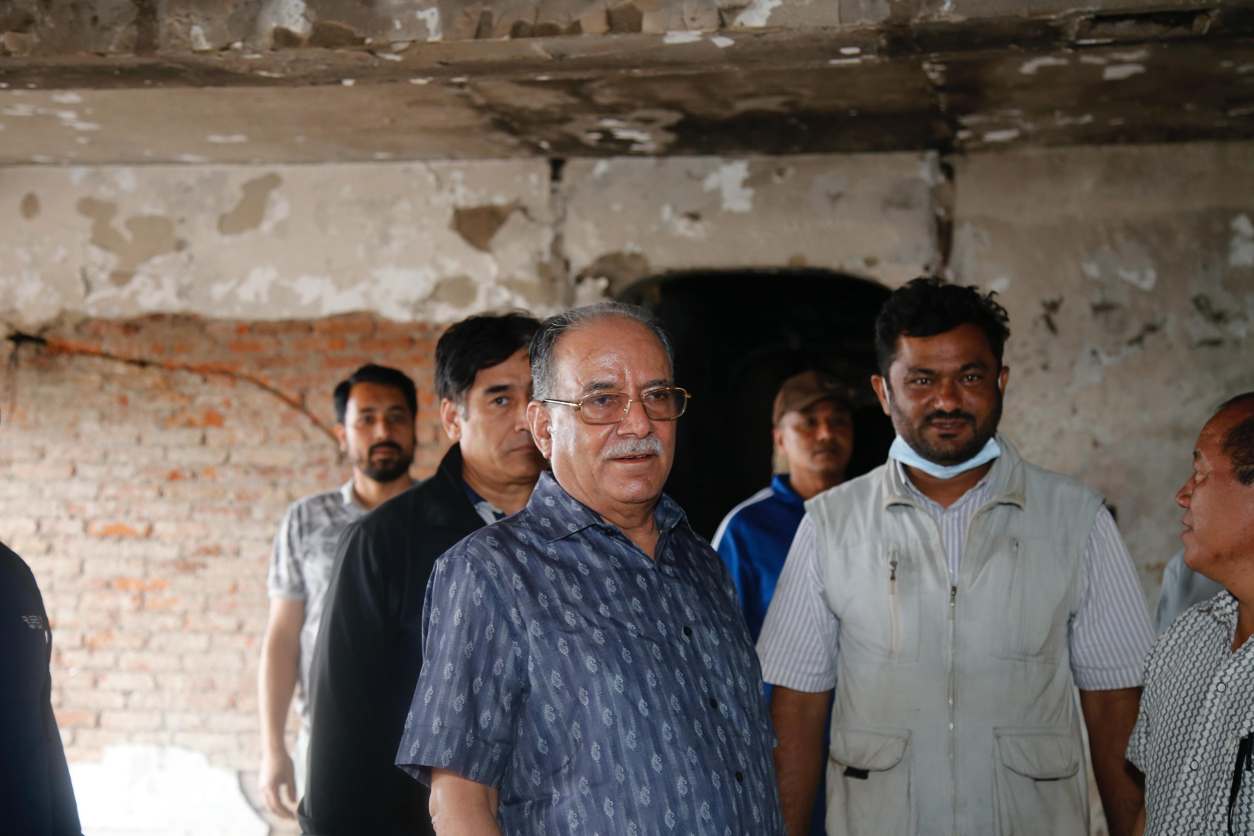 जेनजी आन्दोलनले ध्वस्त पार्टी कार्यालय अवलोकनपछि प्रचण्डले के भने ? (फोटो/भिडियो)